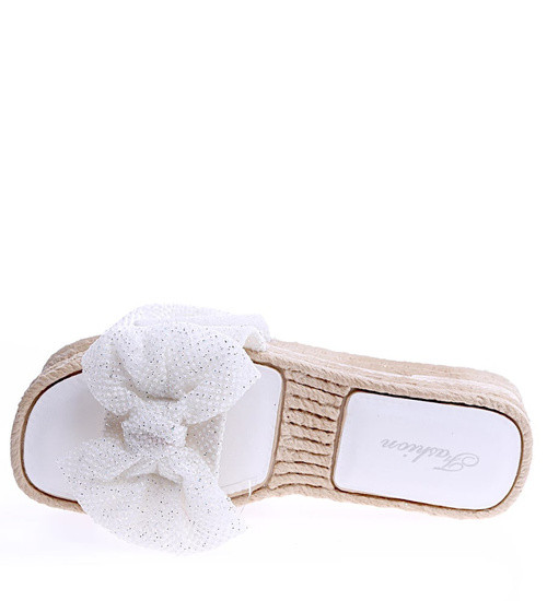 Białe klapki dla dziewczynki kokarda /C7-1 14589 T198/