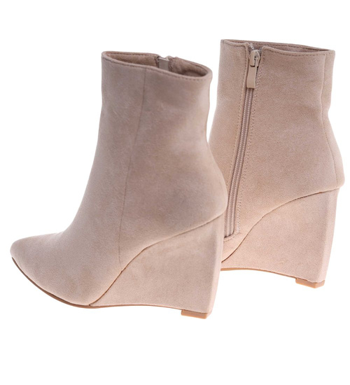 Beżowe ocieplane botki na koturnie /D8-1 18616 T248/