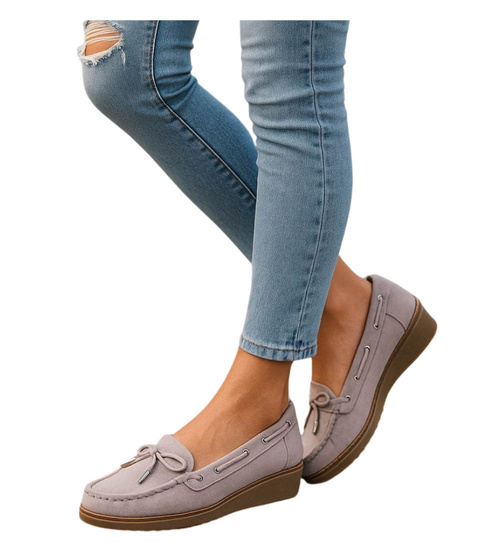 Fioletowe czółenka na niskim koturnie /B5-2 18219 W233/