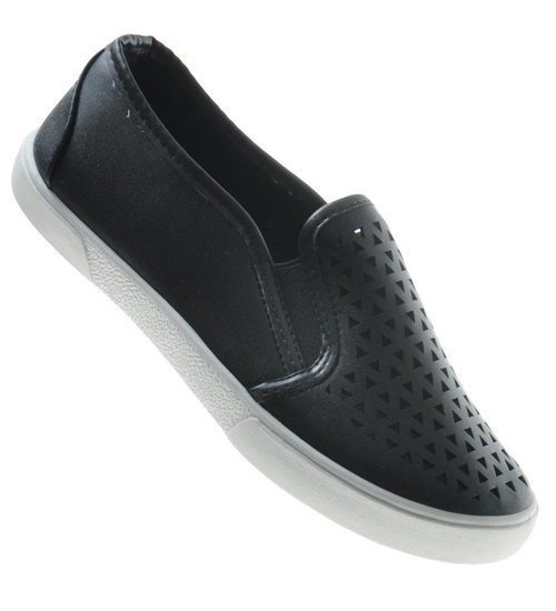 Czarne ażurowe trampki slip on /D8-3 8017 S099/