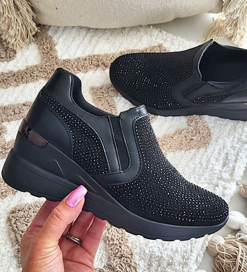 Czarne trampki wsuwane na koturnie slip on /C4-1 14636 T349/ Czarne trampki wsuwane na koturnie slip on /C4-1 14636 T349/