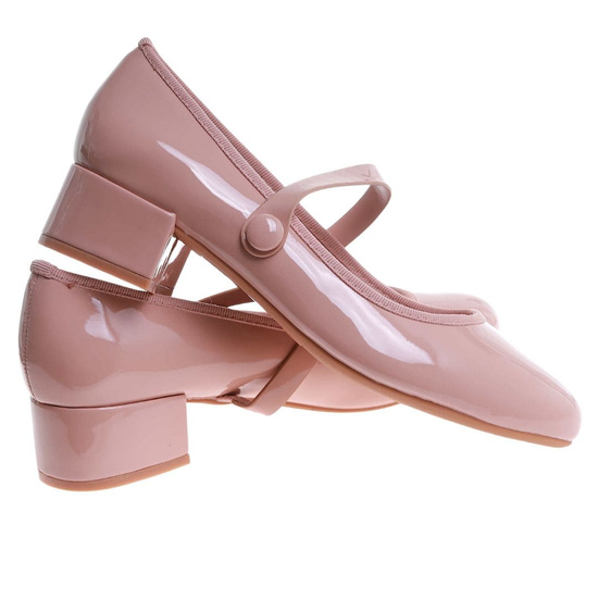 Ciemno beżowe czółenka z paskiem na niskim obcasie /E8-2 17730 W182/