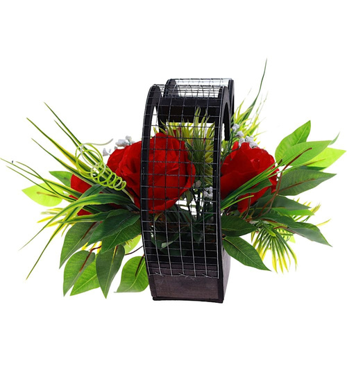 Kompozycja kwiatowa- czerwone róże w sercu /Komp100  P328/