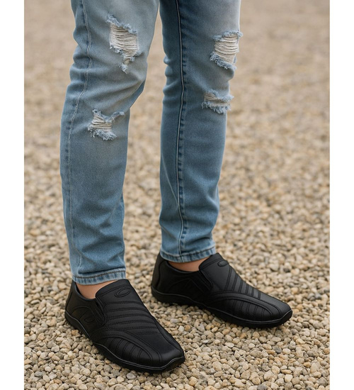 Wsuwane czarne półbuty chłopięce /D9-3 17567 T088/