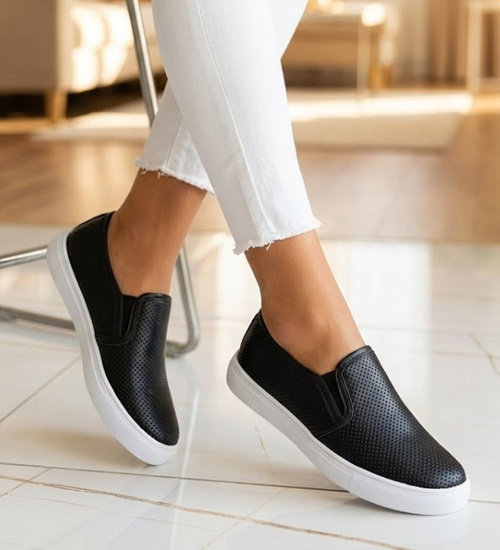 Trampki czarne wsuwane ażurowe tenisówki slip on /F3-2 14771 T184/