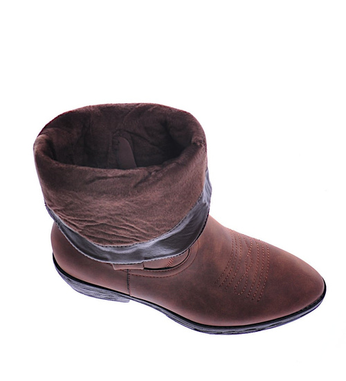 Klasyczne brązowe kozaki z ociepleniem /C5-3 12571 T392/