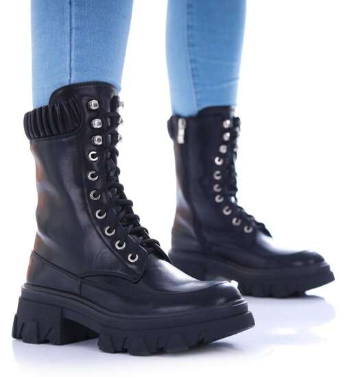 Sznurowane czarne glany trapery na platformie /F9-1 17183 T312/