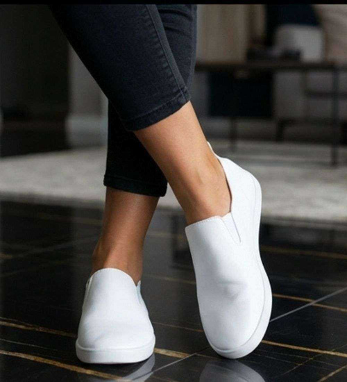 Wsuwane białe tenisówki slip on /G2-2 18675 T242/