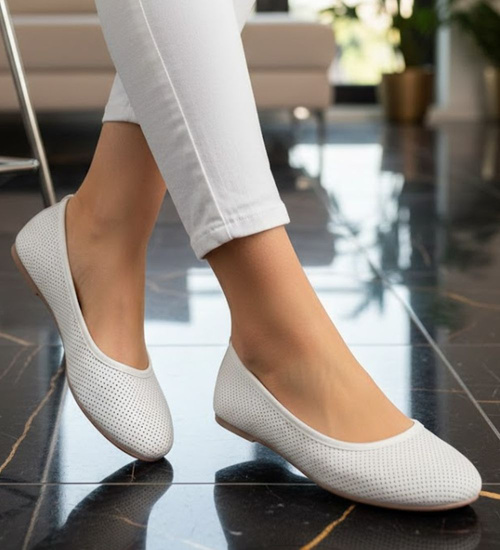 Ażurowe balerinki białe /A2-2 +h2 11274 T191/