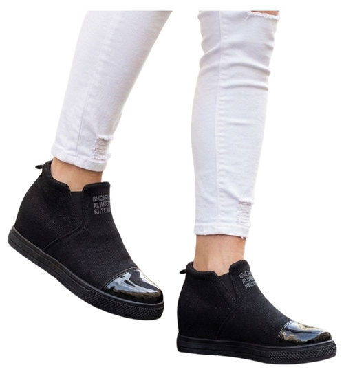 Wsuwane czarne dziewczęce sneakersy /C2-2 12560 t293/