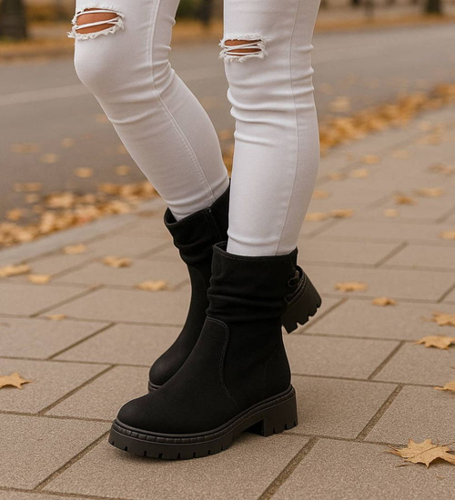 Czarne płaskie botki saszki /B3-2 18324 W305/