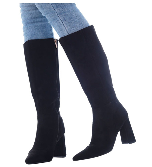 Klasyczne czarne kozaki na grubym obcasie /E3-1 16948 T481/