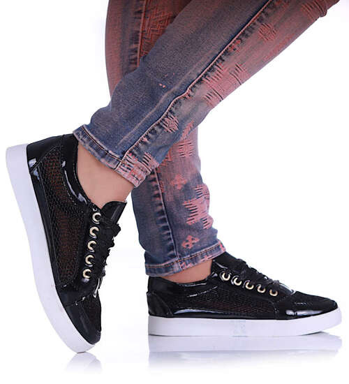 Ażurowe czarne trampki damskie /E10-3 13321 T120/