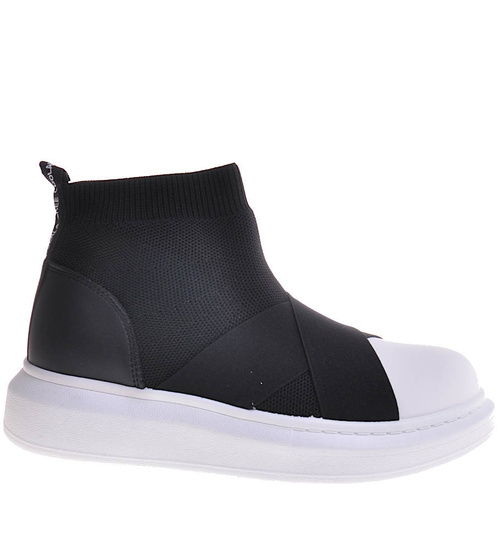 Wsuwane czarne trampki na platformie /D2-3 12358 S291/