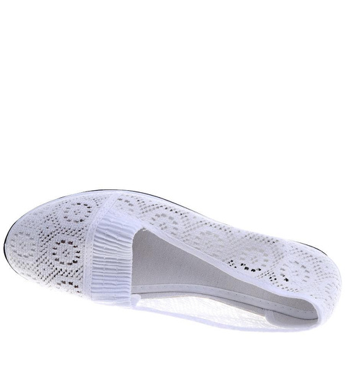 Wsuwane koronkowe tenisówki na koturnie /E7-3-1 Ae371 S186/ 