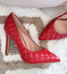 Czerwone pikowane szpilki damskie ze szpicem /A5-3 13220 T298/