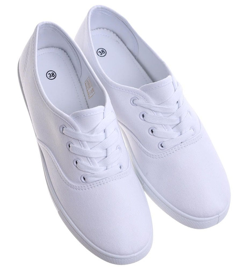 Białe klasyczne tenisówki z tkaniny /B4-2 17232 T223/