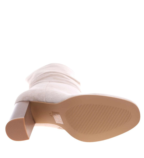 Beżowe eleganckie botki na obcasie /A2-3 18409 W383/