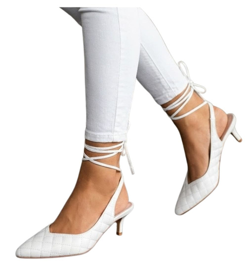 Białe czółenka na niskim obcasie Lace Up /B3-2 12206 T390/