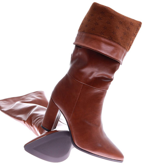 Karmelowe kozaki damskie na słupku /E3-1 15177 T389/