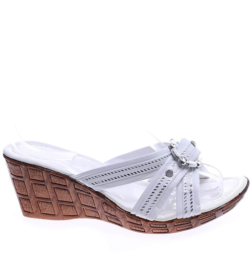 Białe damskie klapki na niskim koturnie /H2 14332 T005/