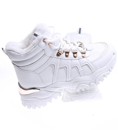 Zimowe śnigowce w sportowym stylu / A9-2 15308 T683/