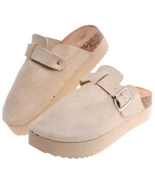 Beżowe kryte klapki profilowane na platformie /C7-2 18042 W089/