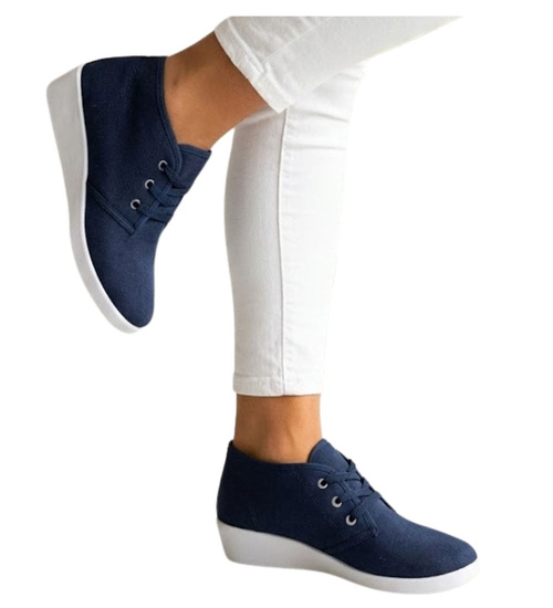 Sznurowane granatowe trampki na niskim koturnie /C6-3 11148 S193/