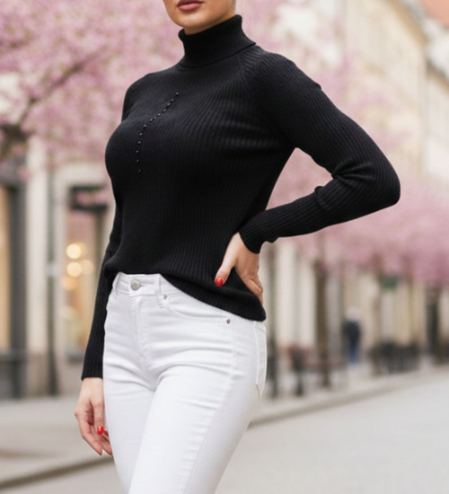 Damski czarny golf z perełkami /C7-1 UB302 T197/