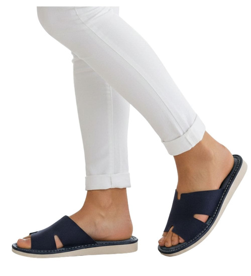 Skórzane domowe klapki kapcie granatowe /E8-1 13381 S194/