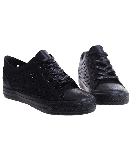 Czarne ażurowe trampki na koturnie /E3-1 17201 G6/