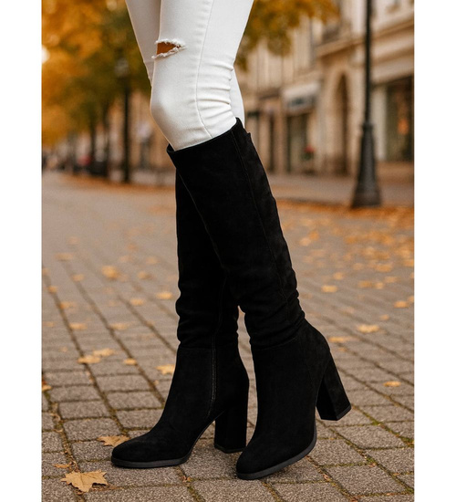 Czarne zamszowe kozaki na obcasie /D8-3 18296 W582/