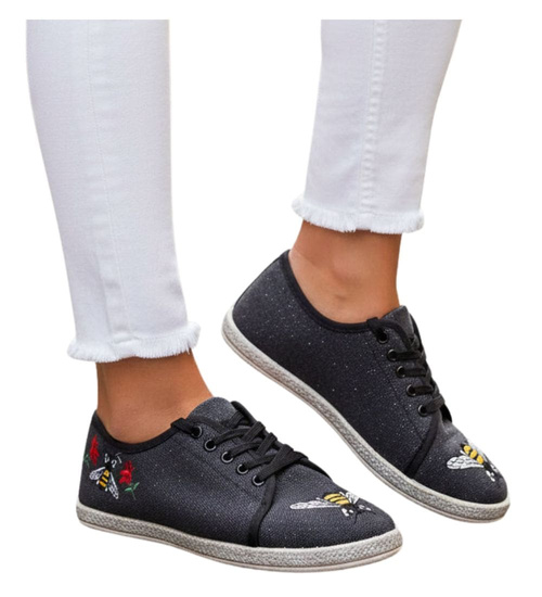 Sznurowane trampki espadryle z naszywkami /B5-1 7314