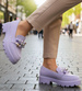 Fioletowe półbuty loafersy na platformie z kamieniami /B3-2 18485 T203/