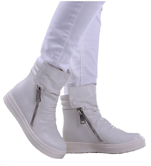 Białe trampki sneakersy na niskim koturnie /C3-2 13325 T194/