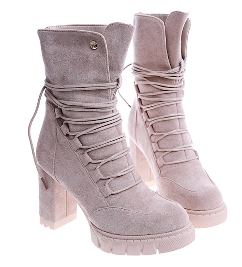 Zamszowe botki na słupku i platformie beżowe D6-3 14837 T108/