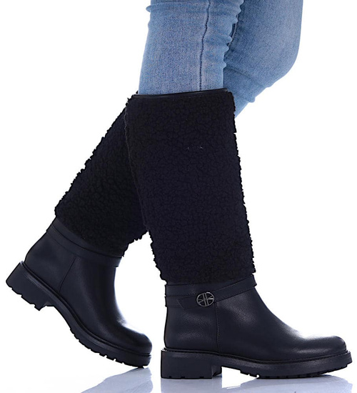 Czarne kozaki płaskie kozaki damskie /E9-1 16918 G285/