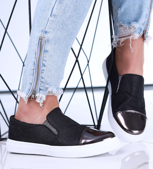 Wsuwane czarne trampki damskie /E10-2 15644 T184/