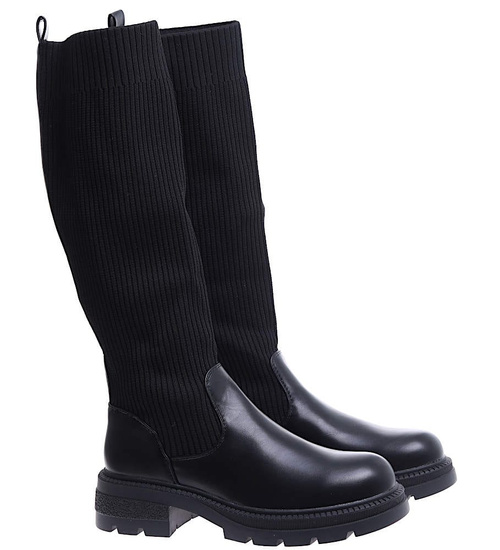 Czarne kozaki damskie na platformie z elastyczną cholewką / A1-2 15309 T792/