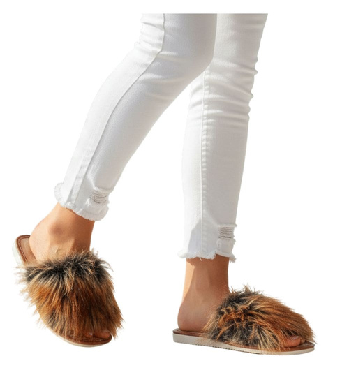 Rude damskie kapcie z futerkiem /E5-1 10987 S197/