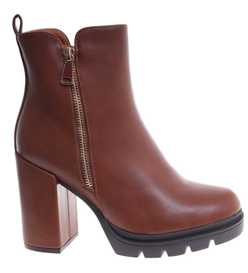 Karmelowe botki damskie na grubym obcasie /B6-2 18402 G284/