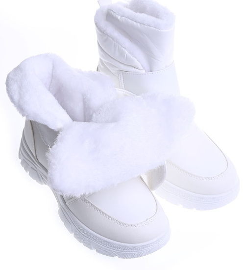 Białe śniegowce damskie na platformie z futerkiem /D7-1 15432 T436/