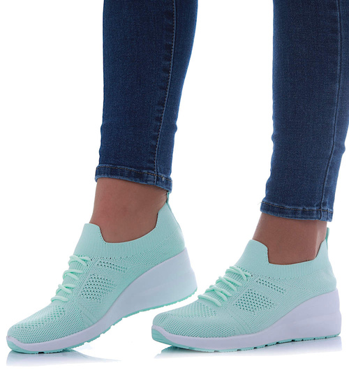 Zielone trampki damskie na koturnie /G6-2 17420 T196/