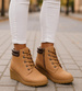 Kamelowe sznurowane botki na niskim koturnie /a10-2 +H2 16624 T7-38/