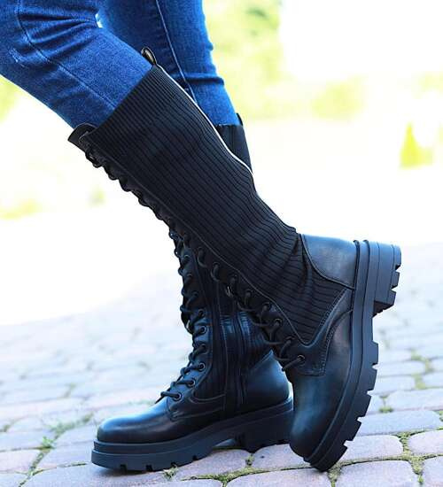 Czarne wysokie trapery glany /C5-2 14960 T6/