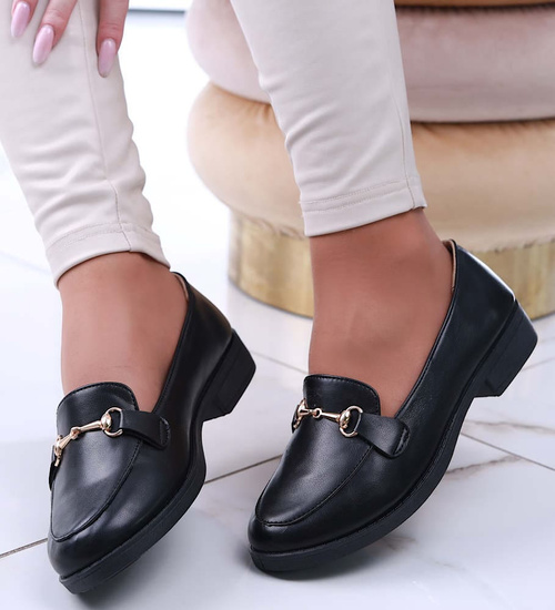 Czarne wsuwane półbuty loafersy /D6-3 13682 T339/