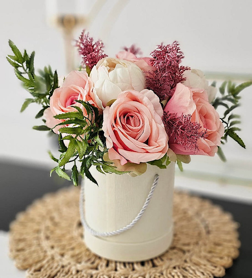 Flower box- śliczne kolorowe róże na prezent /FL47A M218/