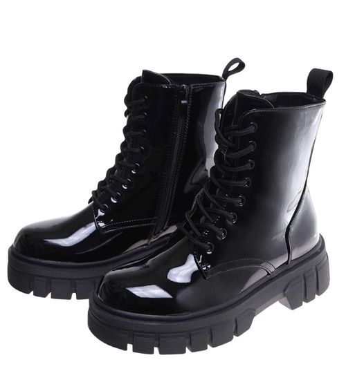 Czarne trapery damskie na platformie /E9-1 18209 W484/