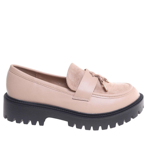 Beżowe półbuty mokasyny z przywieszką /i4-3 18623 W147/