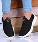 Ażurowe czarne buty sportowe damskie /C3-3 16129 T230/